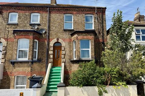 90 Canterbury Road, Margate, Kent 4 bed end of terrace house for sale