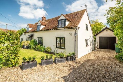 Nr Felsted, Dunmow CM6 3 bed detached house for sale