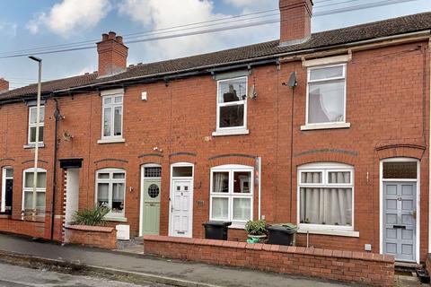 Kings Road, SEDGLEY, DY3 1HP 2 bed terraced house for sale