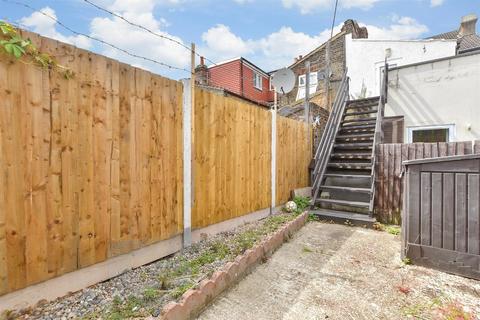 Victoria Road, Walthamstow 1 bed apartment for sale