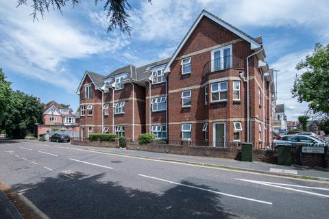 Heathcote Road, Bournemouth BH5 21 bed flat for sale