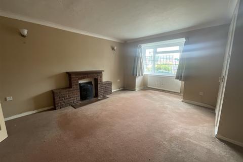 Octavian Drive, Lympne, Hythe, Kent 4 bed detached house for sale