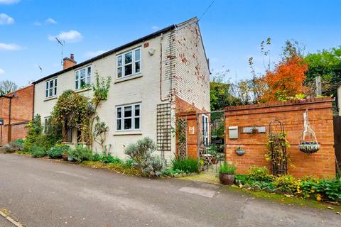 Long Lane, Billesdon, Leicestershire 3 bed detached house for sale
