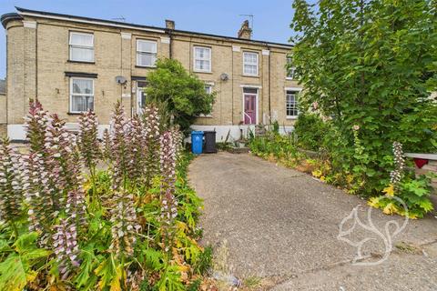 London Road, Ipswich IP1 9 bed terraced house for sale