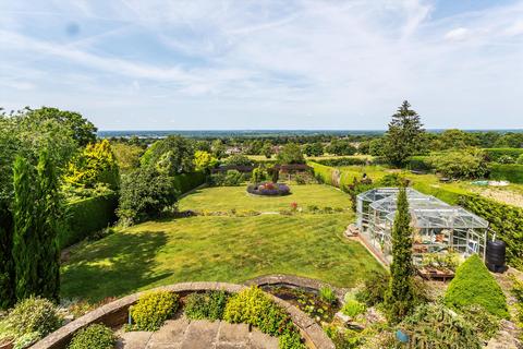 Downside Road, Guildford, Surrey, GU4 4 bed detached house for sale