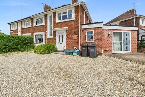 Chequers Road, Gloucester GL4 6 bed semi