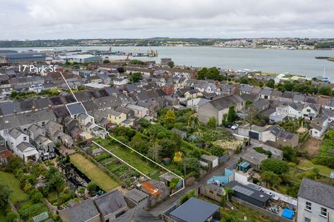 Park Street, Pembroke Dock SA72 3 bed terraced house for sale