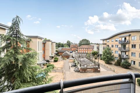 Jubilee Square, Reading, Berkshire 1 bed apartment for sale