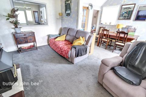 Chatsworth Place, Stoke