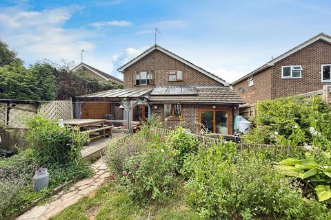 Cottage Lane, Hastings TN35 4 bed detached house for sale