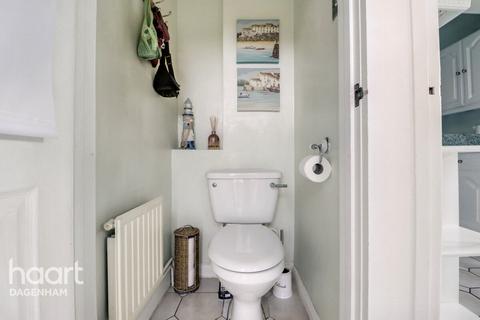 Cambeys Road, Dagenham 3 bed semi