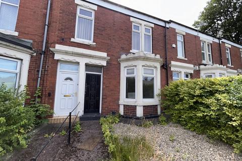 Stowell Terrace, Heworth, Gateshead... 2 bed ground floor flat for sale