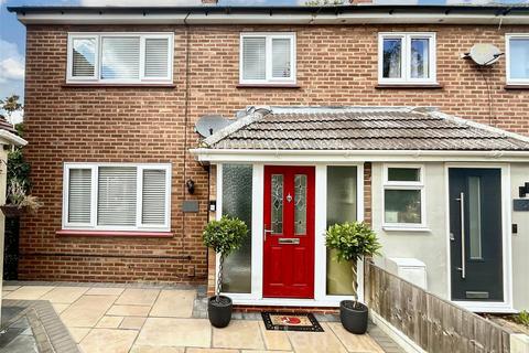 Bridge Road, Wickford, Essex 3 bed semi