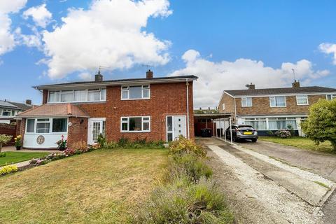 Elgar Close, Tonbridge, Kent 3 bed semi