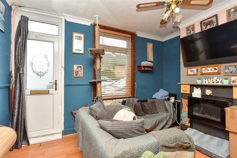 Wickham Street, Rochester, Kent 3 bed terraced house for sale