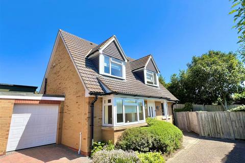 Freshwater, Isle of Wight 4 bed detached house for sale