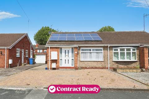 Wentworth Close, Willerby, Hull, East... 2 bed semi