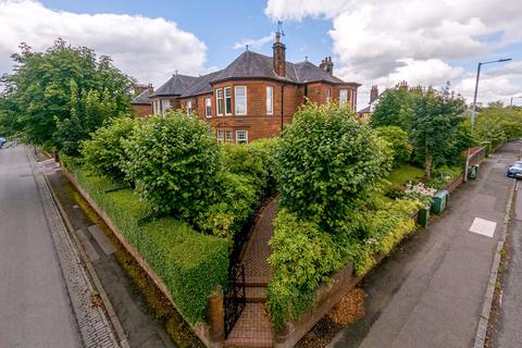 Merrylee Road, Newlands, Glasgow 7 bed semi