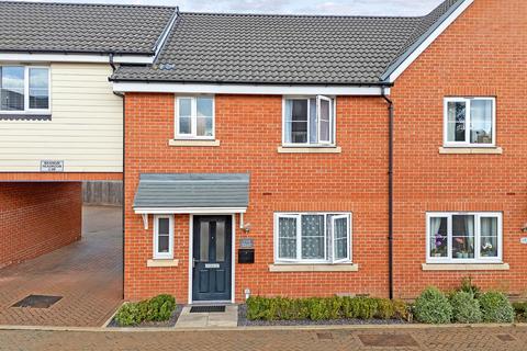 School Avenue, Basildon SS15 3 bed semi