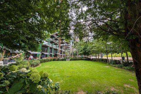 Ponton Road, London SW11 2 bed apartment for sale