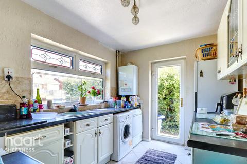 Sea Approach, Warden 4 bed chalet for sale