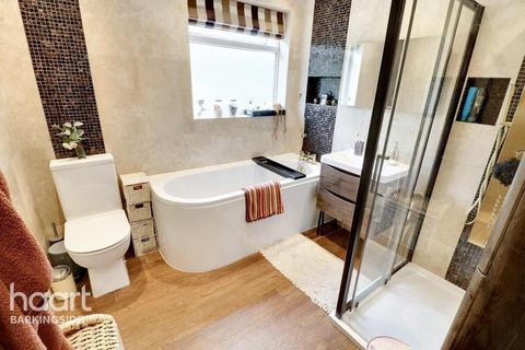 Hatley Avenue, Barkingside 4 bed terraced house for sale