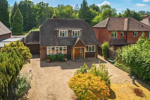 Linersh Wood Close, Bramley, Guildford 5 bed detached house for sale