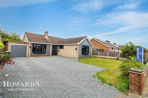 Beach Road, Scratby 3 bed detached bungalow for sale