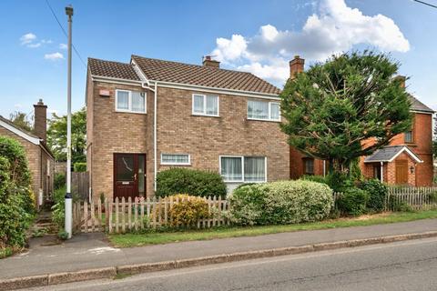 Bedford Road, Cranfield 4 bed detached house for sale