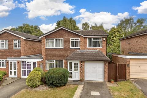 Cypress Way, Banstead, Surrey 4 bed link detached house for sale