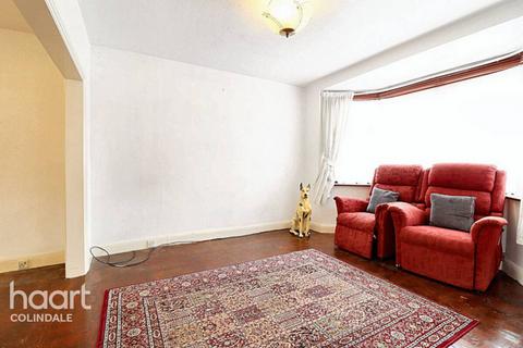 Stuart Avenue, NW9 3 bed semi