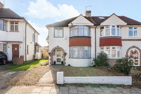 Bark Hart Road, Orpington 3 bed semi