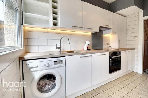 Milton Road, NW7 3 bed semi