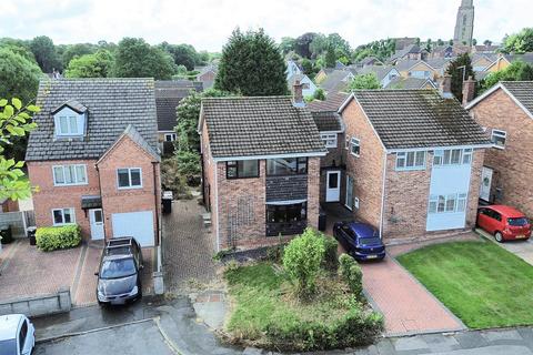 Avon Road, Gedling, Nottingham 3 bed detached house for sale