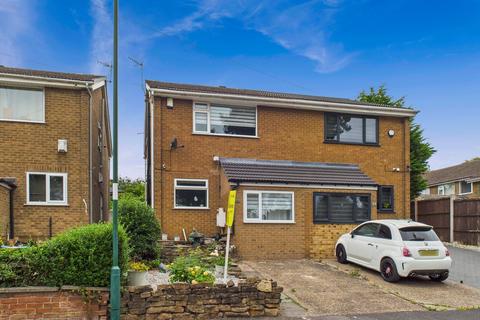 Vicarage Close, Nottingham 4 bed semi