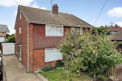 Old Farm Close, Whitstable 3 bed semi
