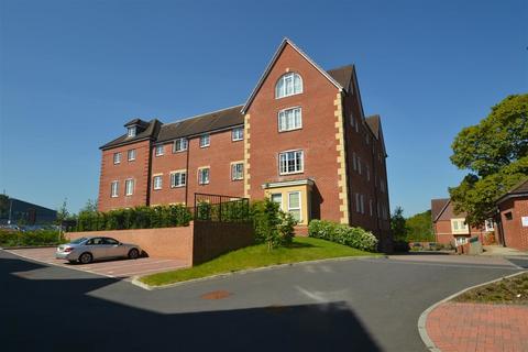 Peel Close, Verwood 2 bed apartment for sale