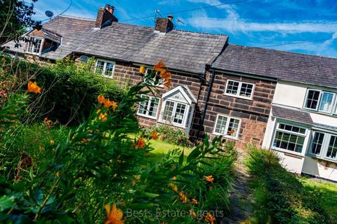 Park Road, Higher Runcorn 2 bed cottage for sale
