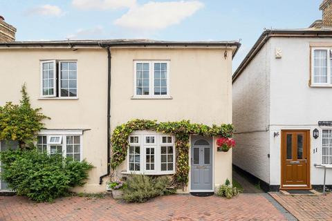 Mill Street, Kingston upon Thames... 2 bed semi