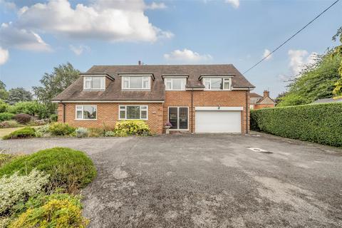 Orchard Close, Devizes 4 bed detached house for sale