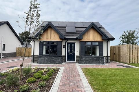 Parc Y Coed, Llangefni, Anglesey, LL77 2 bed bungalow for sale