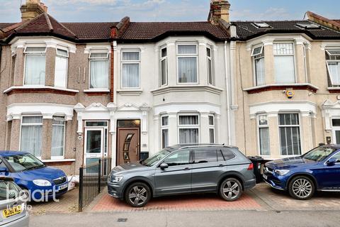 Hampton Road, Ilford 3 bed terraced house for sale