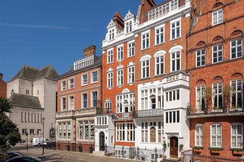 Lennox Gardens, London 2 bed apartment for sale