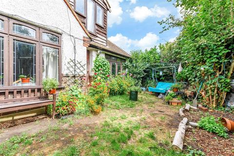 Red Street, Gravesend DA13 3 bed chalet for sale