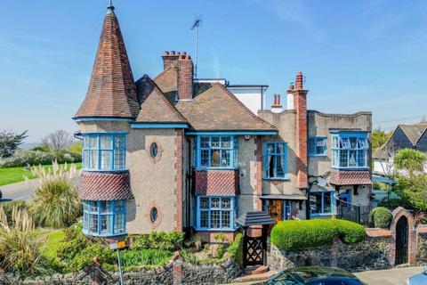 Marine Parade, Leigh