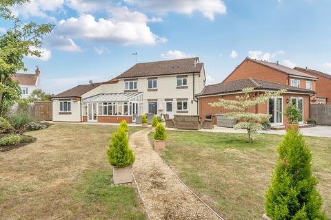 Dowell Close, Taunton TA2 4 bed detached house for sale