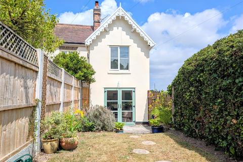35 Shrewsbury Road, Church Stretton... 2 bed terraced house for sale