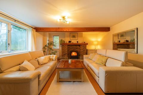 Nr Birdlip GL4 4 bed barn conversion for sale