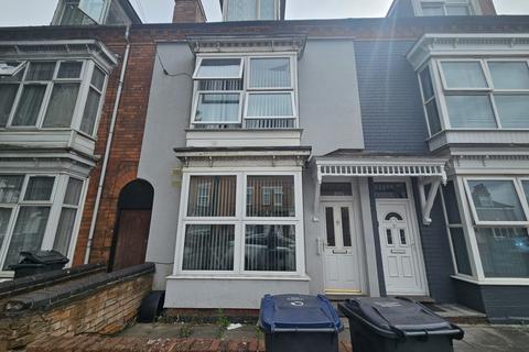 Walford Road, Birmingham 4 bed terraced house for sale