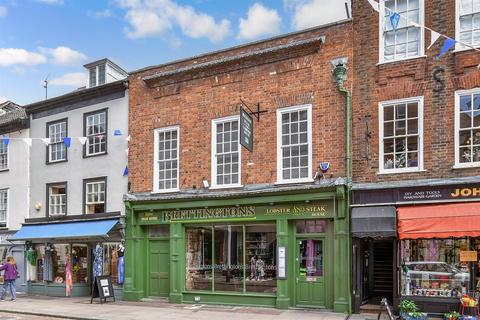 High Street, Rochester, Kent 1 bed apartment for sale
